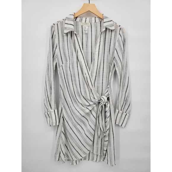 l*space Dresses & Skirts - L*Space Daydream Tunic Dress Summer Nights Stripe XS White Gray Cotton